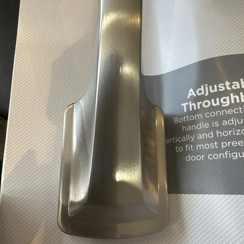 Kwikset Prague Satin Nickel Entry Door‎ Handleset Round Pismo Knob 98180-025